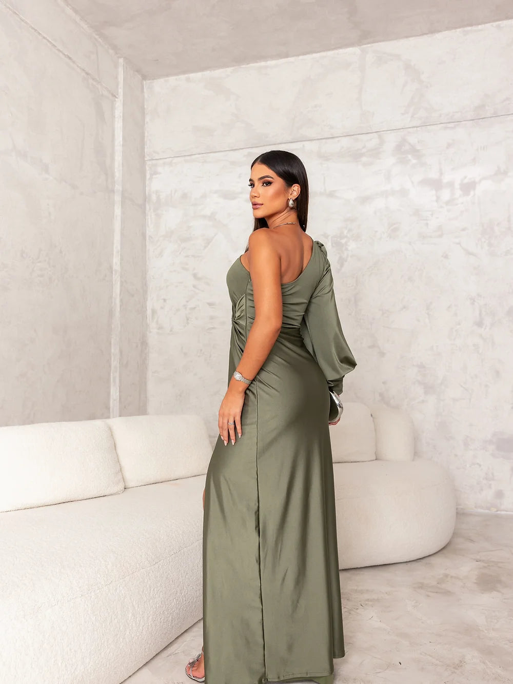 Ana · Vestido Elegante de Silueta Definida para Mujer